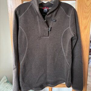 The North Face, long sleeve fleece pull over jacket, brown